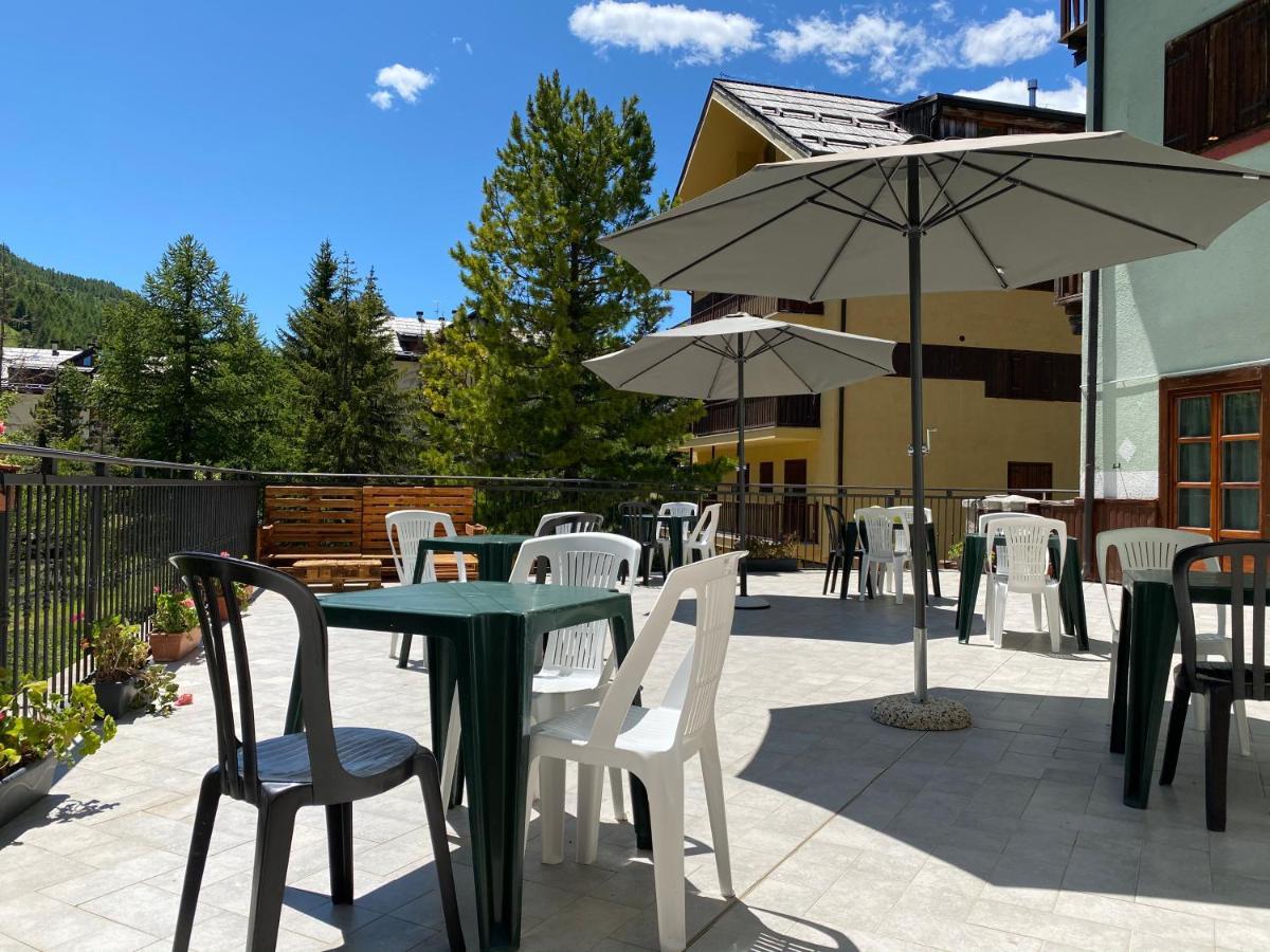 Chalet Della Luna Claviere Buitenkant foto