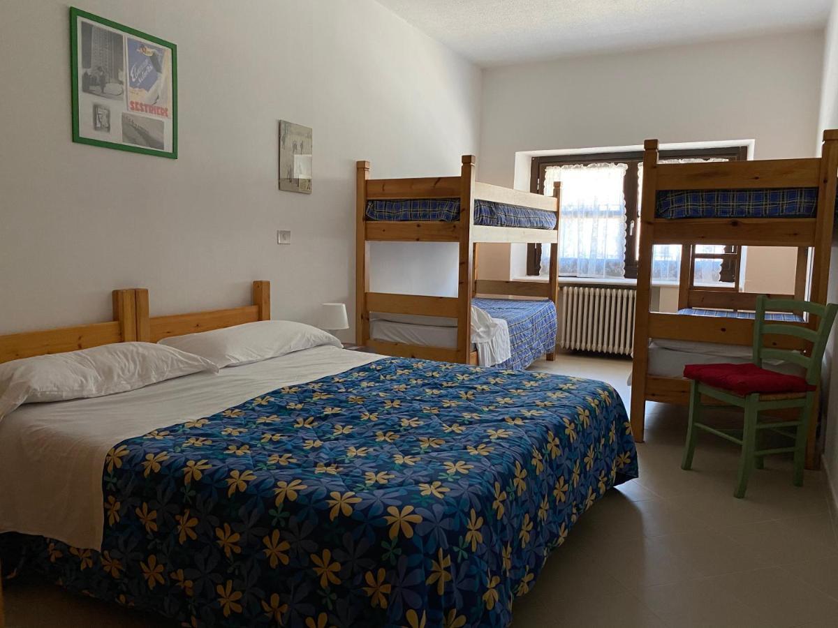 Chalet Della Luna Claviere Buitenkant foto
