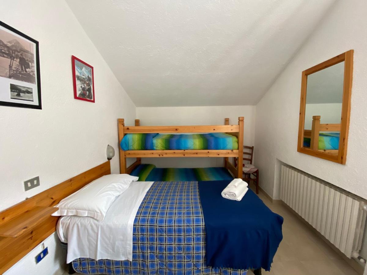 Chalet Della Luna Claviere Buitenkant foto