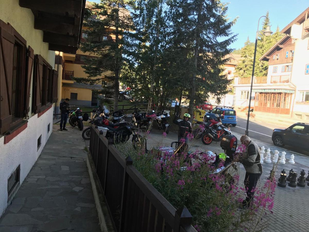 Chalet Della Luna Claviere Buitenkant foto