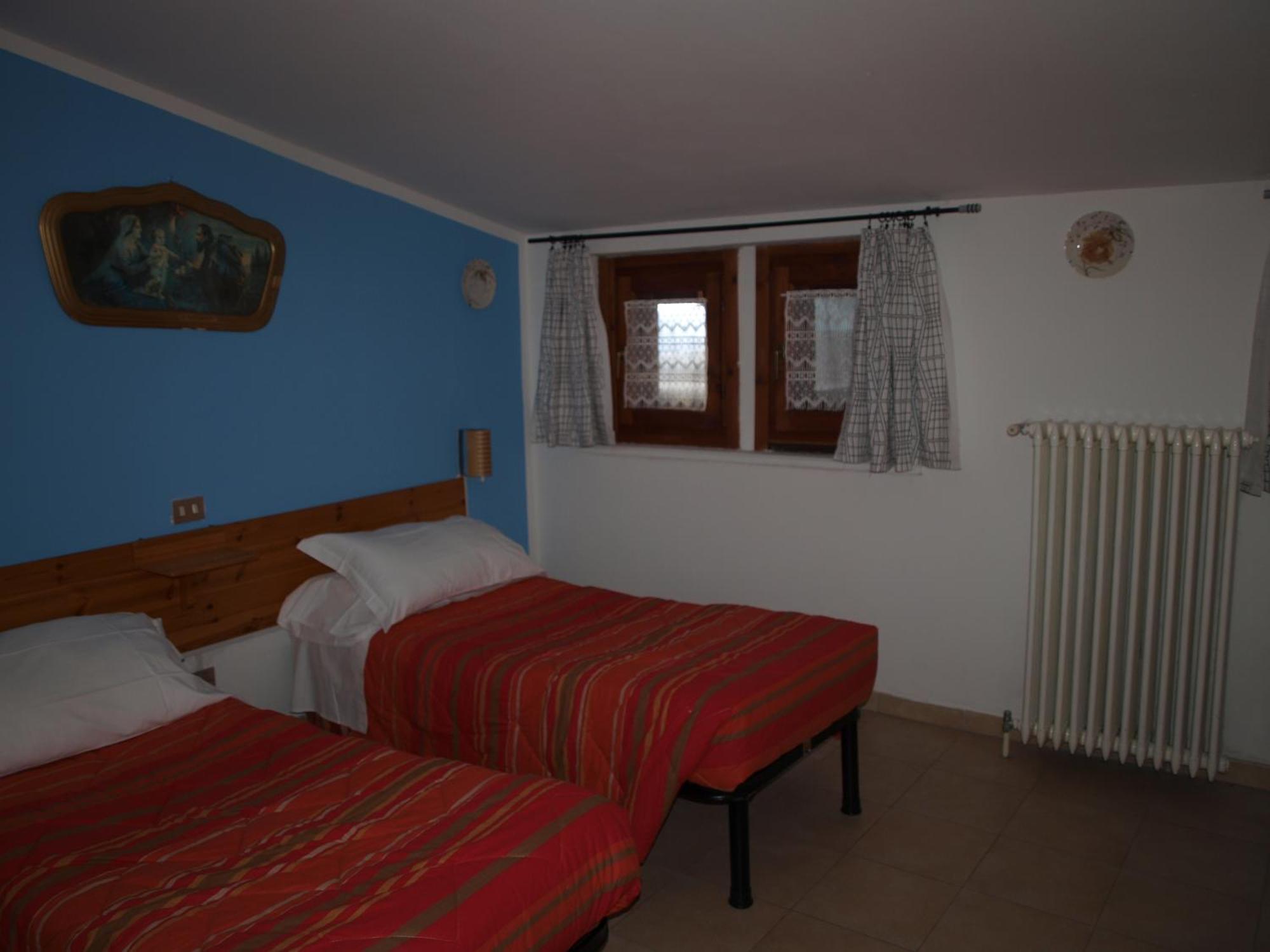 Chalet Della Luna Claviere Buitenkant foto